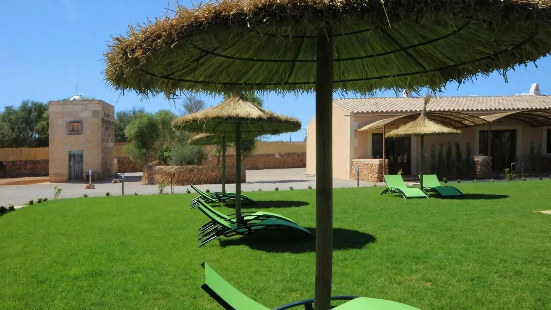 Wohnung Mit Pool, Garten, Terrasse Und Grill كامبوس